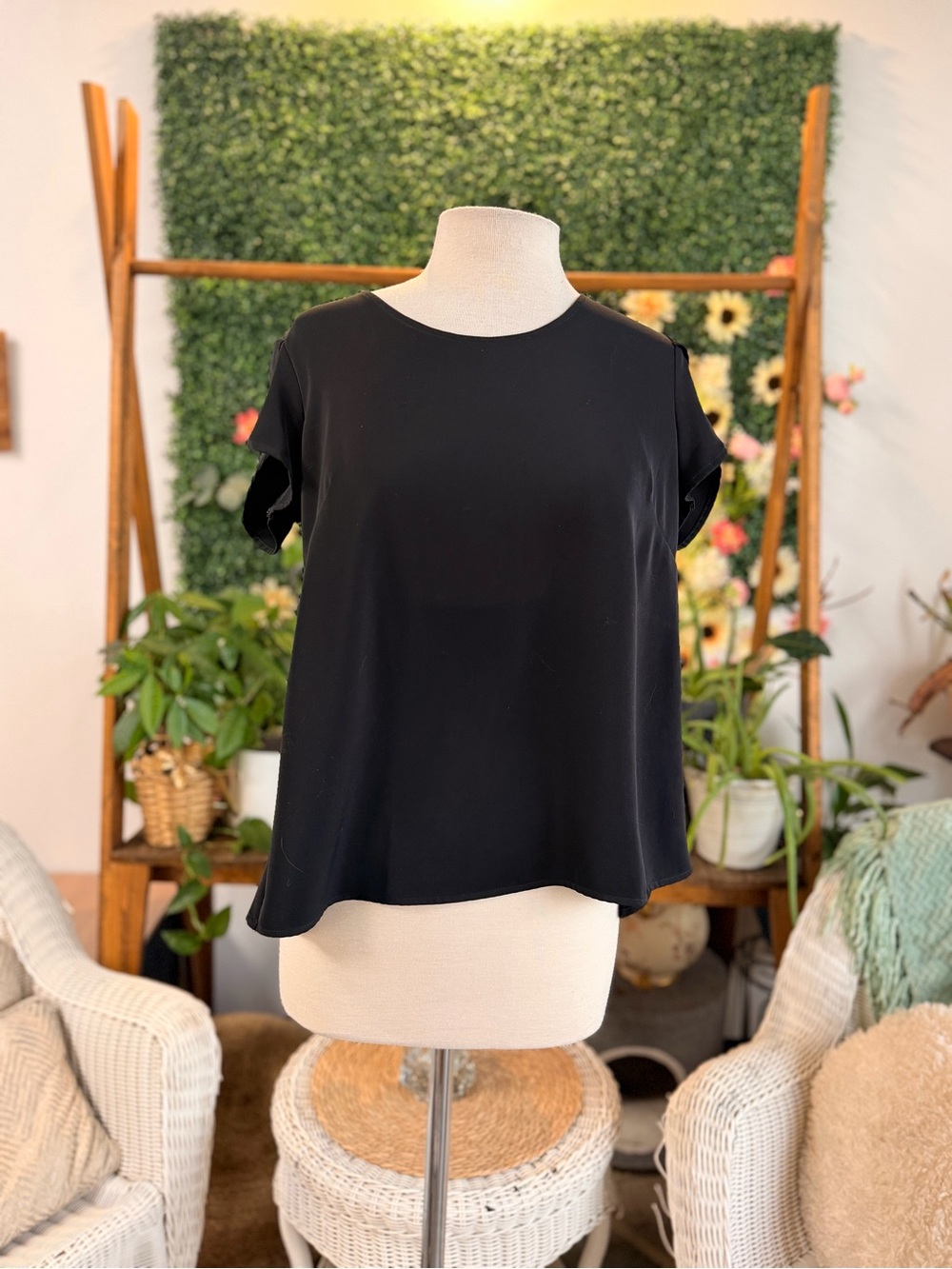 Black Short Sleeve Crewneck Blouse - Women’s Classic Top